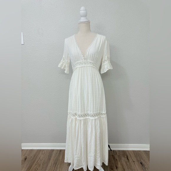 Baltic Born Rayne Deep V Swiss Dot Ivory Maxi Dress Wedding Anniversary Size M - Picture 3 of 12